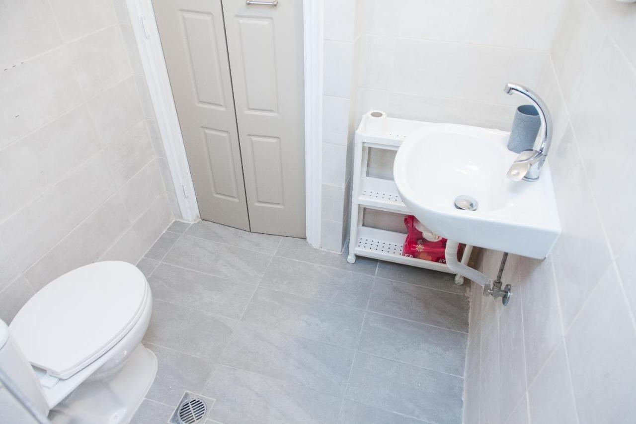 Brand New, Cheerful Apartment In Central Athènes Extérieur photo
